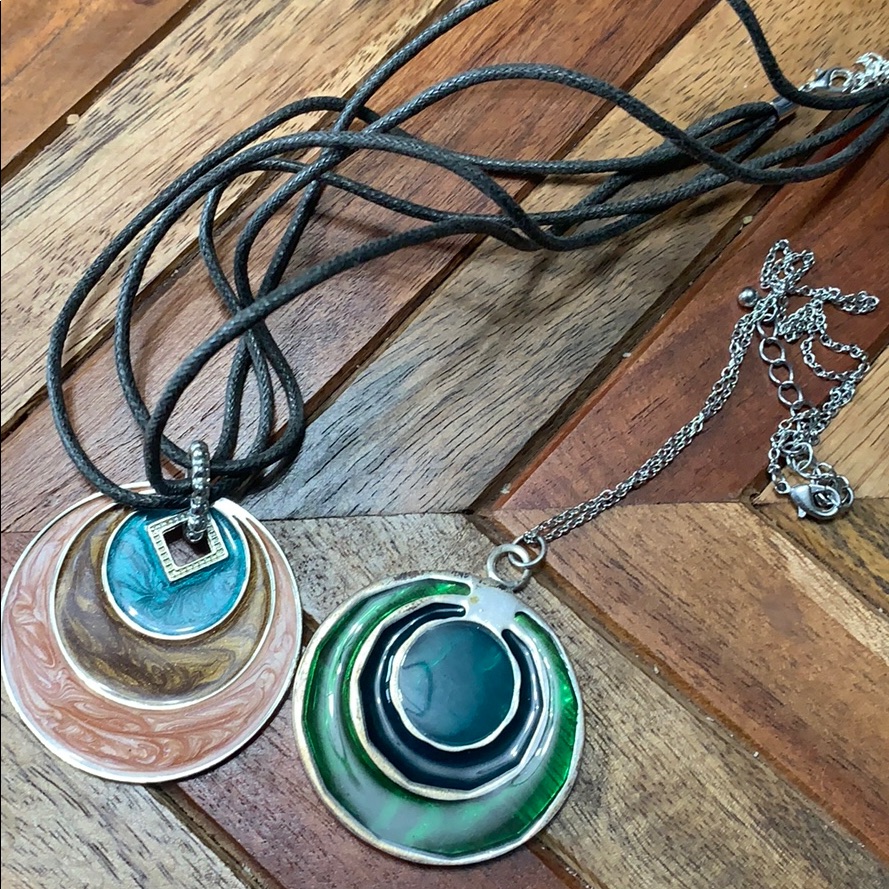 Jewelry Bundle 2 Necklaces